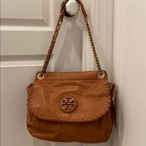 Tory Burch double chain shoulder/messenger bag!